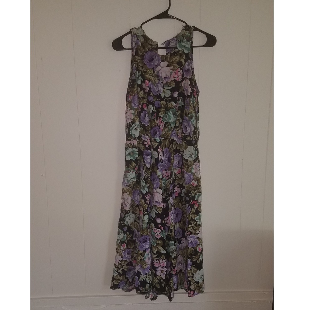 Vintage dark floral dress